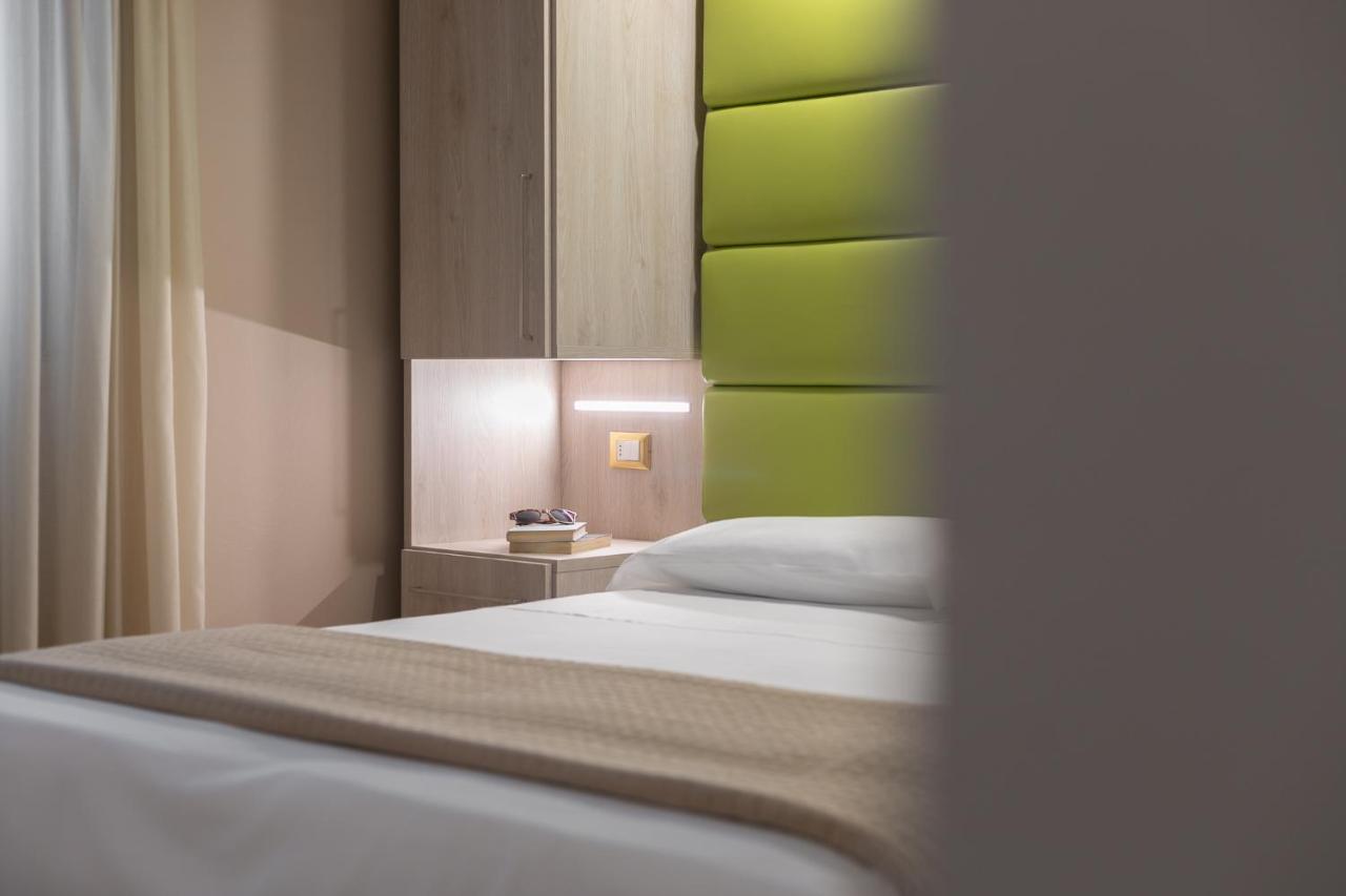 Hotel Prestige Montesilvano Marina Kültér fotó