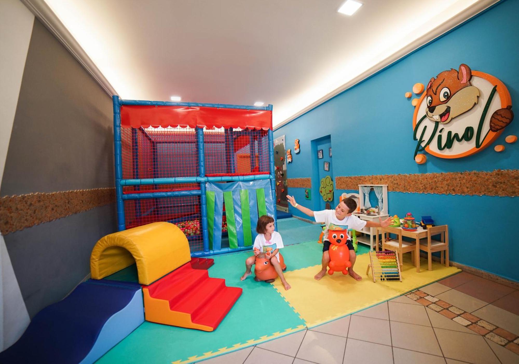 Hotel Prestige Montesilvano Marina Kültér fotó